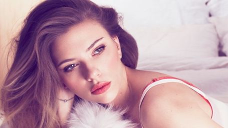 Scarlett Johansson Hollywood'ta Rekor Kırdı! haber görseli