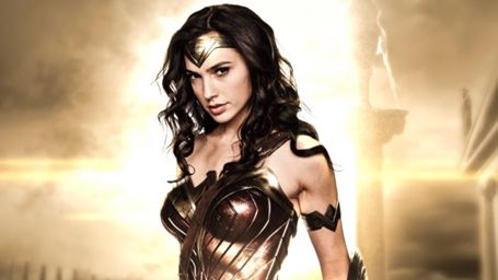 Wonder Woman Filminden İlk Resmi Poster Geldi! haber görseli