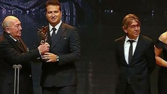 Diriliş Ertuğrul, Altın Kelebek Ödülü’nü İade Etti haber görseli