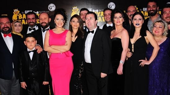 Bu Cuma Vizyona Girecek "Bahtiyar Bahtıkara"dan Renkli Gala! haber görseli