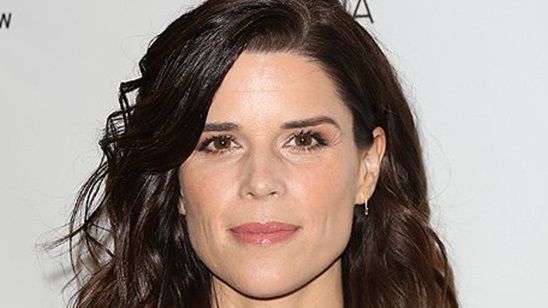 Neve Campbell Dwayne Johnson'ın Skyscraper Filmine Katıldı! haber görseli