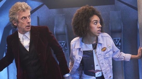 Doctor Who: Christmas Özel Fragmanında Peter Capaldi Veda Ediyor haber görseli