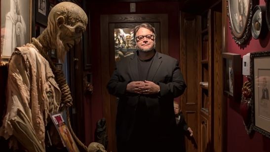 Guillermo del Toro'nun "Kasvetli Ev"ini Gördünüz Mü?