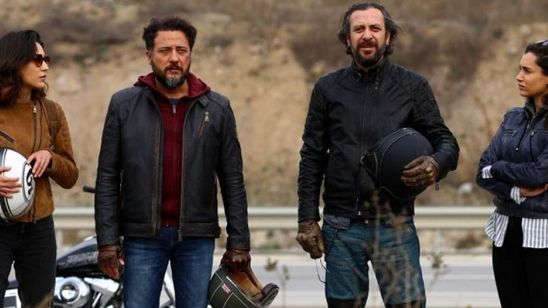 "Kaybedenler Kulübü Yolda" Seyircileriyle Buluşuyor! haber görseli