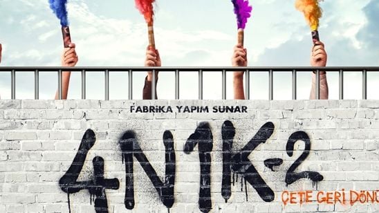 Gençlik Filmi "4N1K 2"den Poster Geldi!