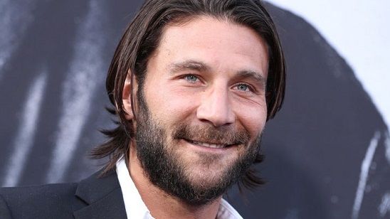 Zach McGowan 'Bad Boys' Uyarlamasının Kadrosuna Katıldı haber görseli