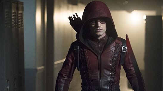 Arrow'da Beklenmedik Bir Veda Daha!