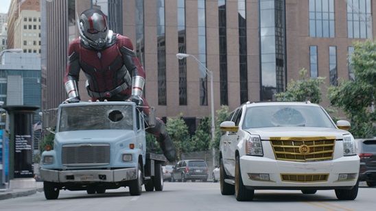 Yeni “Ant-Man ve Wasp” Posterinde Tüm Ekip Bir Arada! haber görseli