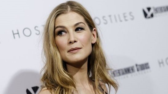 Rosamund Pike ‘State of the Union’ İle Ekrana Transfer Oluyor haber görseli