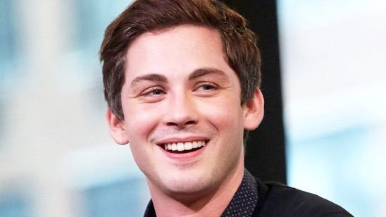 Logan Lerman Nazi Dizisi ‘The Hunt’ın Başrolünde! haber görseli