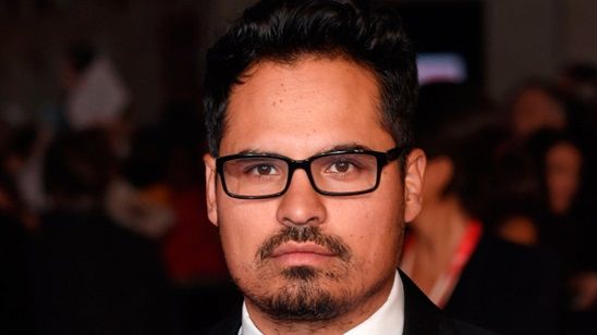 Adam Devine’lı “Lexi”ye Michael Pena Dahil Oldu! haber görseli
