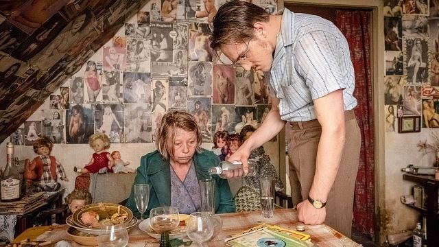 Fatih Akın'ın Yeni Filmi "The Golden Glove"dan Altyazılı Teaser! haber görseli