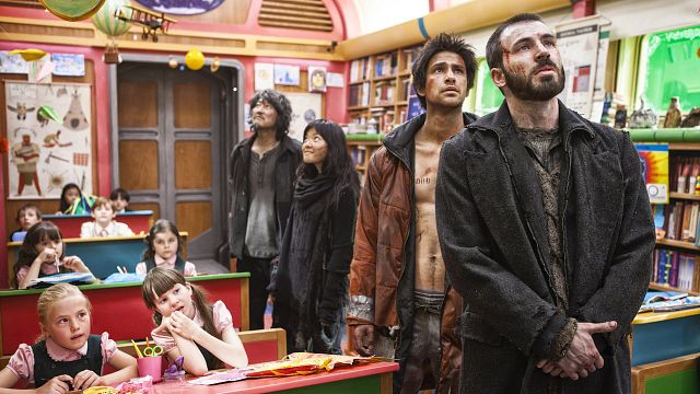 ‘Snowpiercer’ Prömiyeri 2020’ye Ertelendi; 2. Sezon Onayı Geldi haber görseli