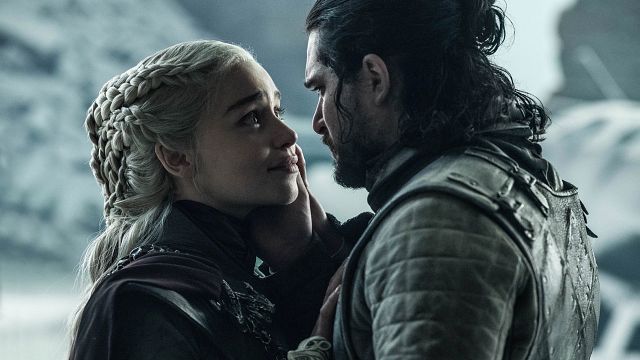 ‘Game of Thrones’un 8. Sezon Finalinden Erişilmesi Güç Rekor! haber görseli