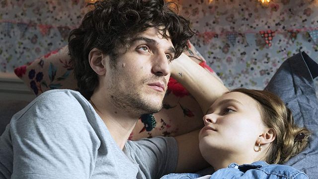 Louis Garrel ve Lily-Rose Depp'li "Sadık Bir Adam"dan Fragman haber görseli
