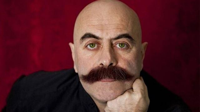 Ezel Akay, "Dokuz Kere Leyla" ile Sinemaya Dönüş Yapıyor! haber görseli