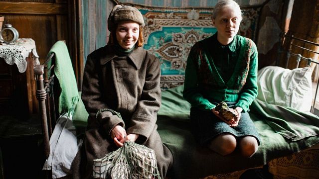 Cannes Ödüllü "Beanpole"den Fragman Geldi! haber görseli