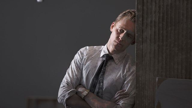 Tom Hiddleston, Netflix'in Politik Gerilim Dizisi 'White Stork'un Başrolünde!