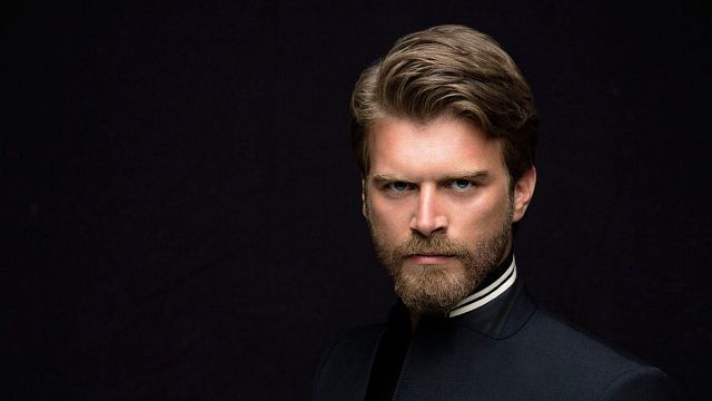 Kıvanç Tatlıtuğ, Coronavirüs Belirtileri Nedeniyle Test Yaptırdı! haber görseli