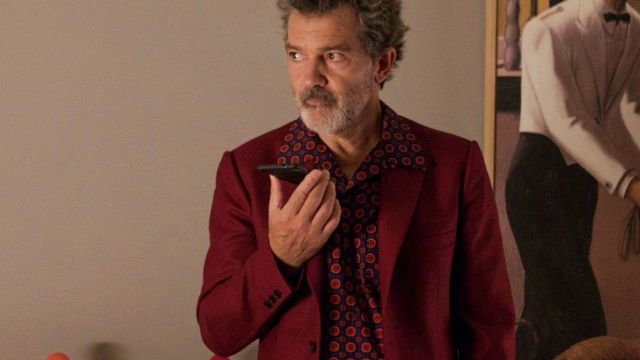 Ünlü Oyuncu Antonio Banderas, Koronavirüs'e Yakalandığını Açıkladı haber görseli