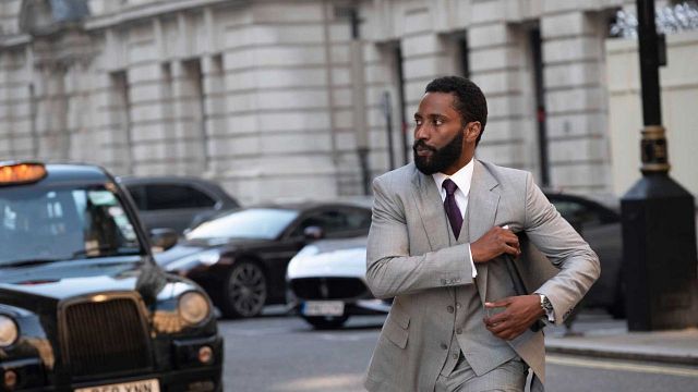 Tenet, Amerika Yolculuğundaki Gişesinde Büyük Düşüş Yaşıyor haber görseli