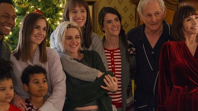 Kristen Stewart'lı "Happiest Season"ın Hakları Hulu'ya Devredildi! haber görseli