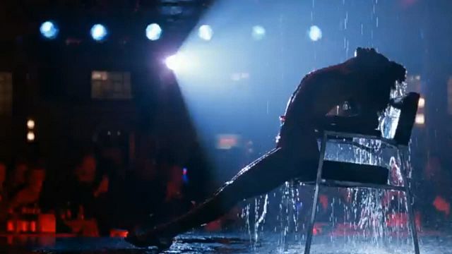 ‘Flashdance’ Efsanesi TV'ye Uyarlanıyor!  haber görseli