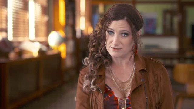 Kathryn Hahn, Apple Dizisi ‘The Shrink Next Door’un Kadrosunda! haber görseli