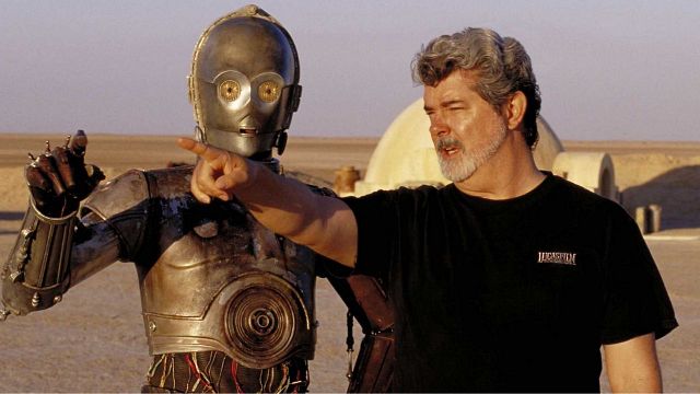George Lucas, Star Wars'u Doğru Zamanda Devrettiğini Söylüyor haber görseli