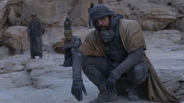 Oscar Isaac, Jason Momoa ve Javier Bardem, Dune'daki Kostümlerinden Bahsetti