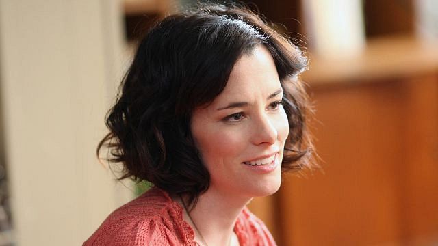 Parker Posey, Michael Peterson Dizisi ‘The Staircase’ın Kadrosunda haber görseli