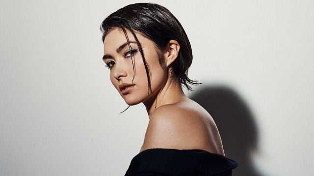 Daniella Pineda, Gerard Butler’lı ‘The Plane’in Kadrosunda!  haber görseli