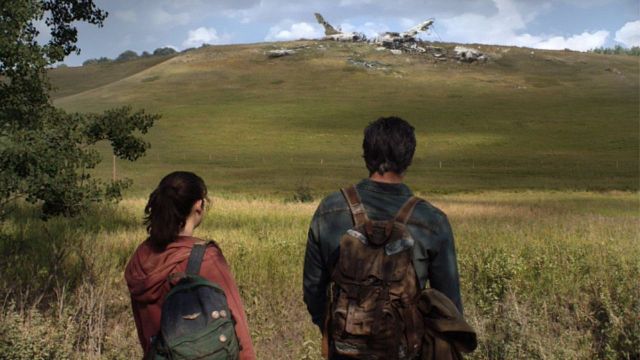 Pedro Pascal ve Bella Ramsey'li "The Last of Us"tan İlk Görsel! haber görseli
