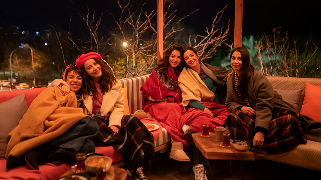 BeIN CONNECT’in Yeni Dizisi “Hayaller ve Hayatlar” Sete Çıktı  haber görseli