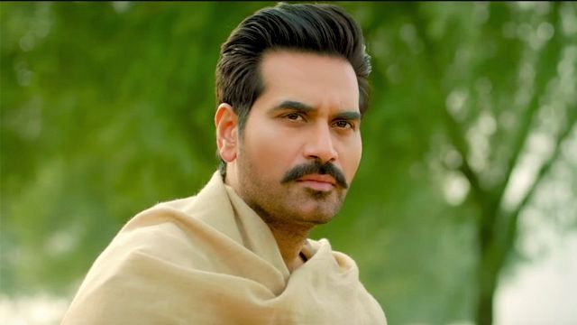 Pakistanlı Yıldız Humayun Saeed, The Crown'un Kadrosuna Katıldı  haber görseli