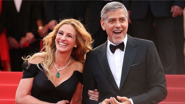 George Clooney ve Julia Roberts'lı "Ticket to Paradise"ın Çekimleri Covid Nedeniyle Durduruldu