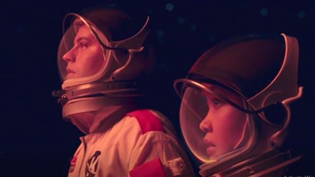 Bilim Kurgu ve Romantik Komediyi Bir Araya Getiren "Moonshot" Filminden Fragman!