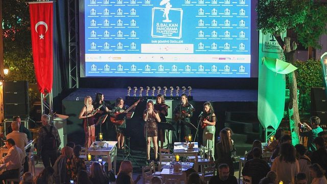 8. Balkan Panorama Film Festivali'nde Sarı Şemsiye Ödülleri Sahiplerini Buldu! haber görseli