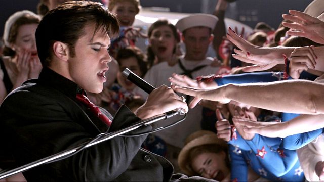 Elvis, Top Gun: Maverick'i Yendi! haber görseli