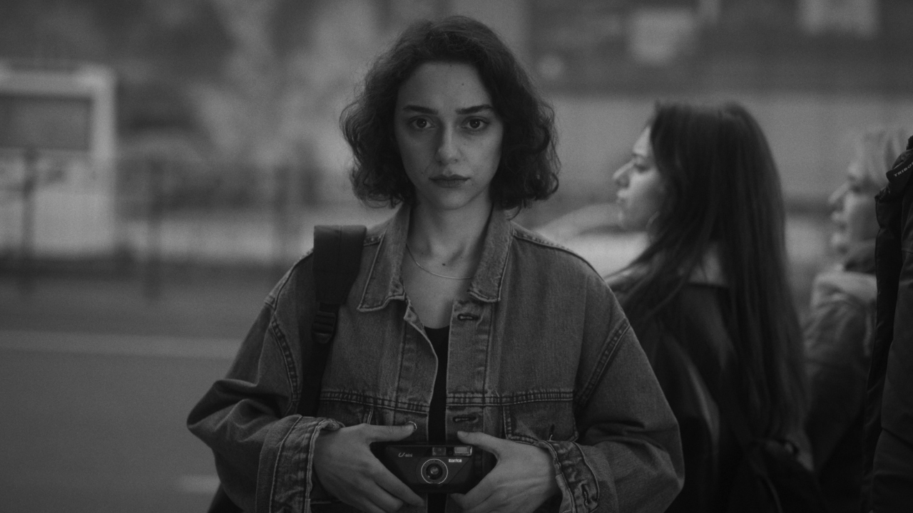 Melik Kuru'nun Yönettiği “İsimsiz Eserler Mezarlığı” Dünya Prömiyerini Tallinn Film Festivali’nde Yaptı