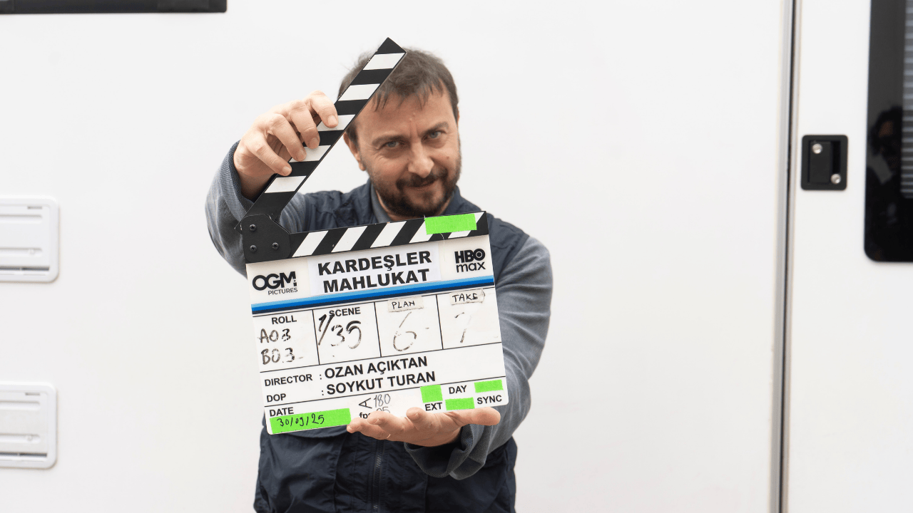 HBO Max’in Yeni Absürt Kara Komedisi "Kardeşler Mahlukat"ın Çekimleri Başladı
