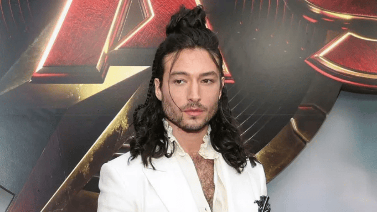 Ezra Miller Hollywood'a Geri Dönecek Mi?