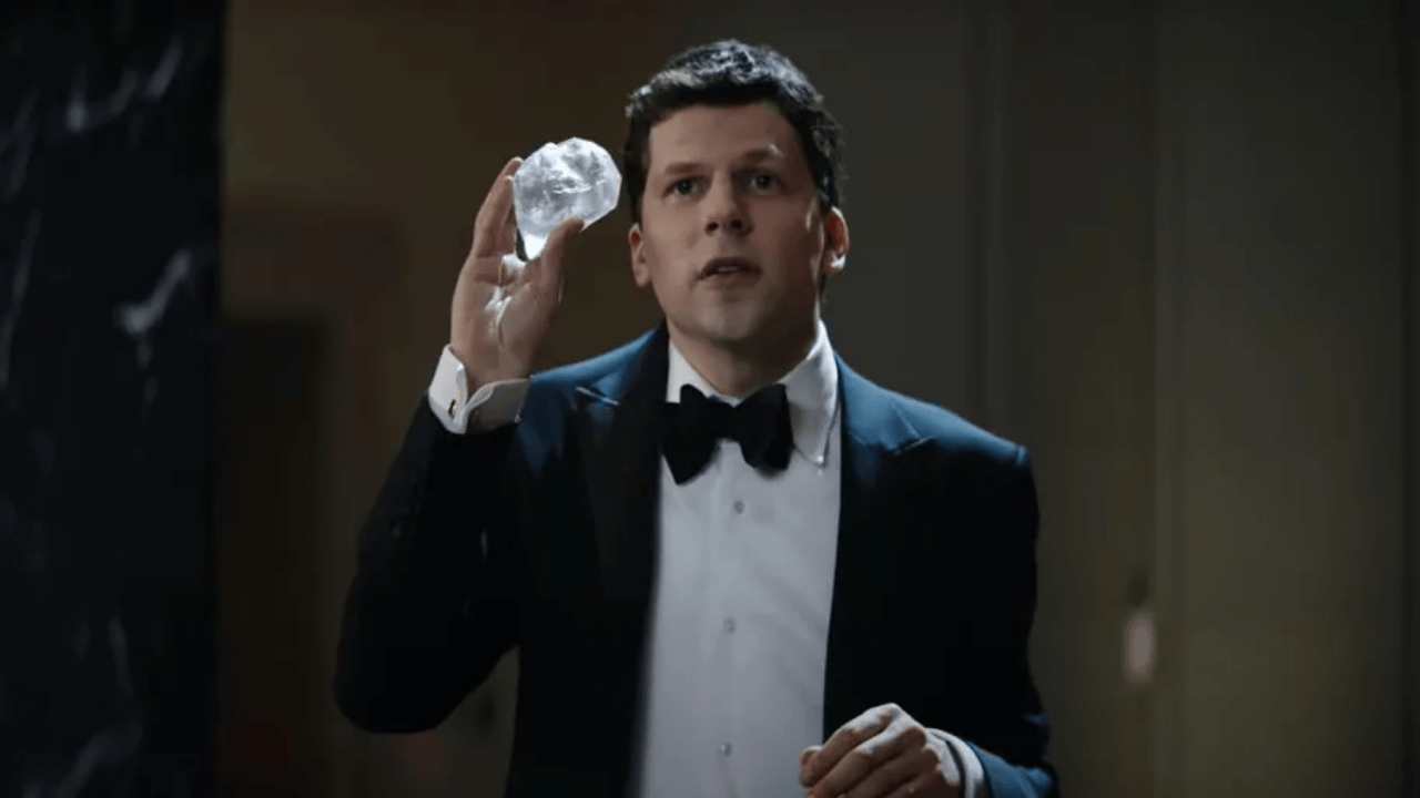 “Sihirbazlar Çetesi: Daha Bir Şey Görmediniz” ABD Gişesinde Zirveye Yerleşti