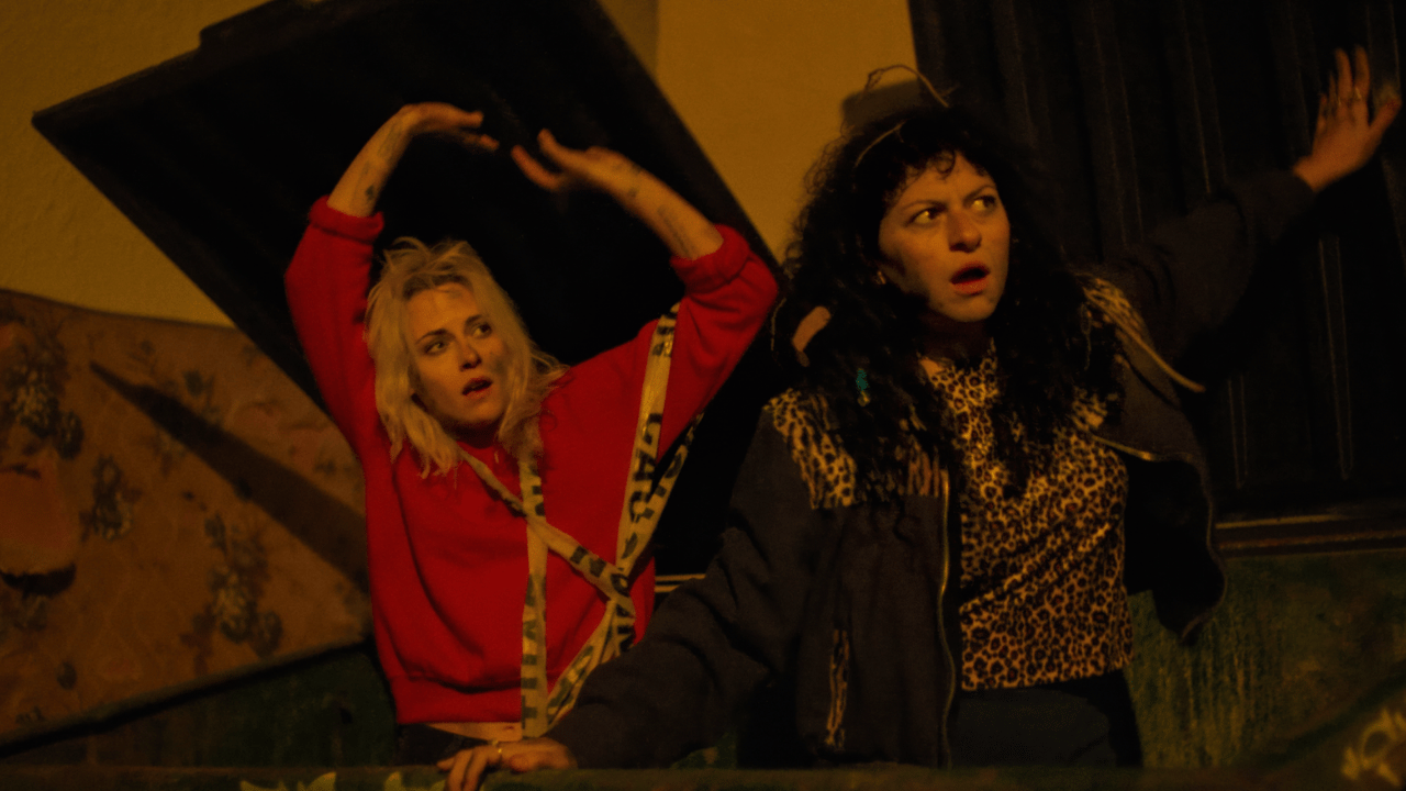 Kristen Stewart ve Alia Shawkat’lı "The Wrong Girls"ten İlk Fragman Yayınlandı!