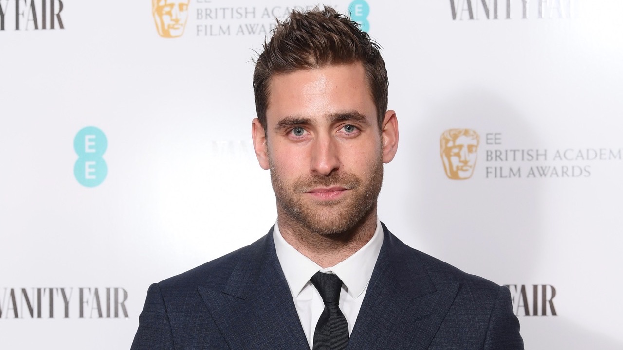 Oliver JacksonCohen �Tepedeki Ev�in 2. Sezonunda da Kadroda