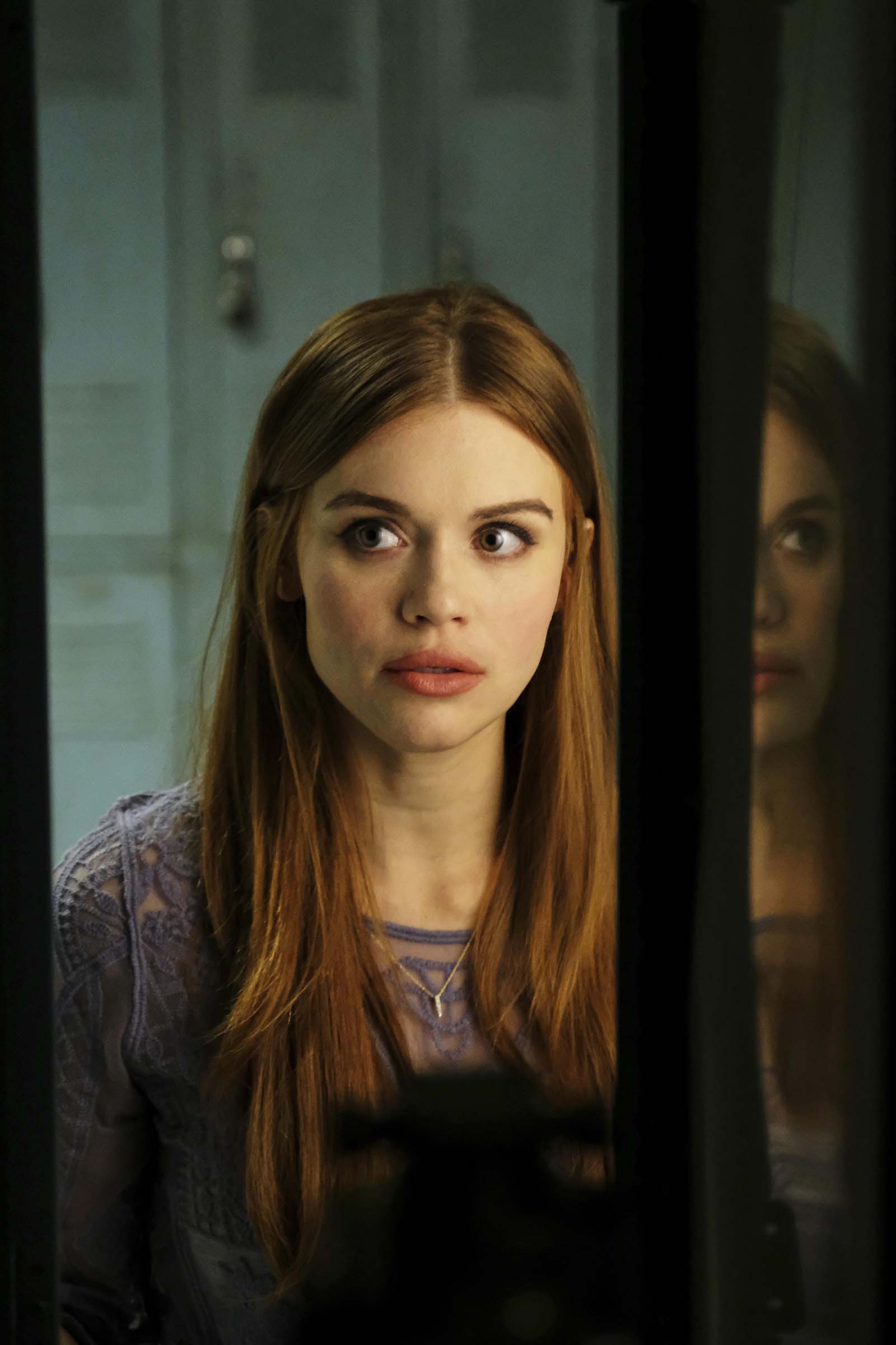 Teen Wolf Yıldızı Holland Roden Psikolojik Gerilim Filmi Mother May I ın Başrolünde