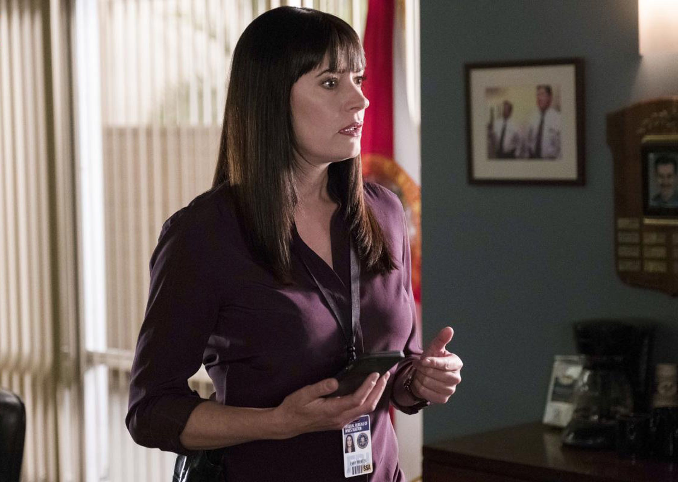 Пэйджет брюстер. Девушка думает идея. Мыслить как девушка. Сериал мыслить как преступник эмили прентис. Мыслить как девушка.