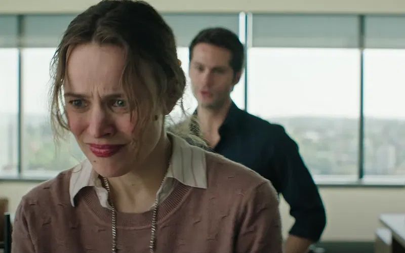 Yardım Çağrısı : Fotoğraf Dylan O'Brien, Rachel McAdams