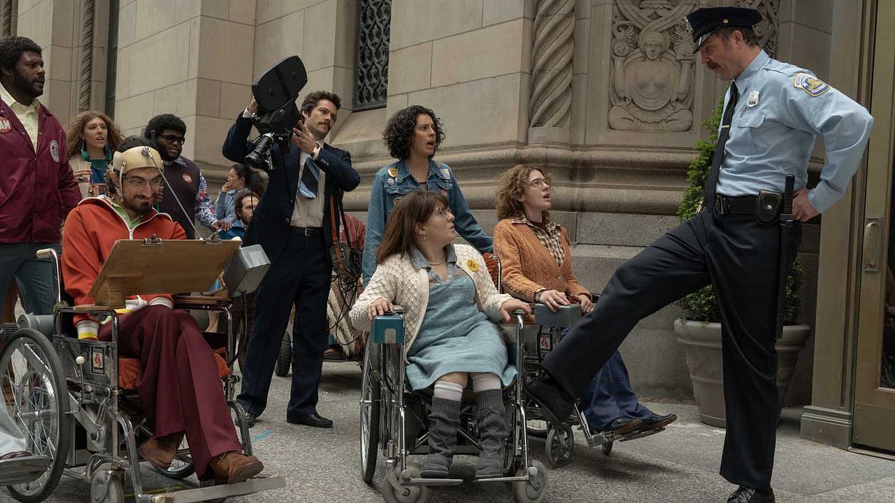 Being Heumann : Fotoğraf Madeline Delp, Ruth Madeley, Dylan O'Brien, Roberta Colindrez
