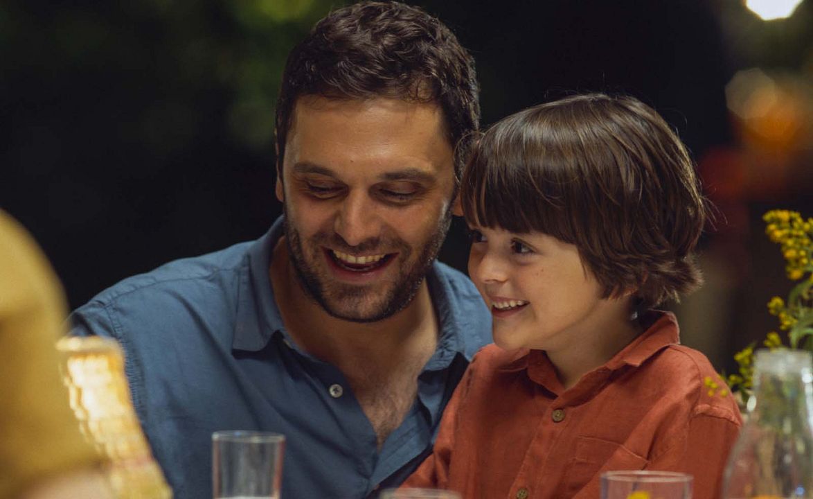 L'Attachement : Fotoğraf Pio Marmaï, César Botti